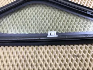 Стекло кузовное глухое левое BMW 2-Series 2-serie F45/F46 Tourer 2014-2022 (51377321943) — фото 16