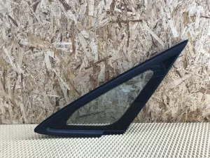 Стекло кузовное глухое левое BMW 2-Series 2-serie F45/F46 Tourer 2014-2022 (51377321943) — фото 1