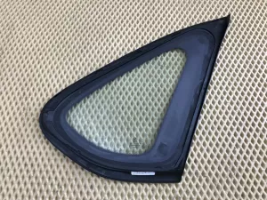 Стекло кузовное глухое левое BMW 2-Series 2-serie F45/F46 Tourer 2014-2022 (51377298913) — фото 12