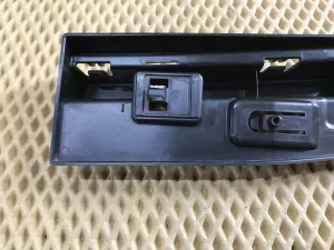 Кронштейн накладки на порог наружный BMW 2-Series 2-serie F45/F46 Tourer 2014-2022 (51777301939 51777301940 51777301941 51777301942 51777301943 51777301944) — фото 17
