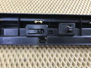 Кронштейн накладки на порог наружный BMW 2-Series 2-serie F45/F46 Tourer 2014-2022 (51777301939 51777301940 51777301941 51777301942 51777301943 51777301944) — фото 53