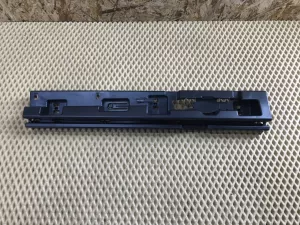 Кронштейн накладки на порог наружный BMW 2-Series 2-serie F45/F46 Tourer 2014-2022 (51777301939 51777301940 51777301941 51777301942 51777301943 51777301944) — фото 20