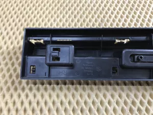 Кронштейн накладки на порог наружный BMW 2-Series 2-serie F45/F46 Tourer 2014-2022 (51777301939 51777301940 51777301941 51777301942 51777301943 51777301944) — фото 26