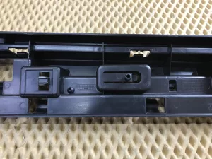 Кронштейн накладки на порог наружный BMW 2-Series 2-serie F45/F46 Tourer 2014-2022 (51777301939 51777301940 51777301941 51777301942 51777301943 51777301944) — фото 43