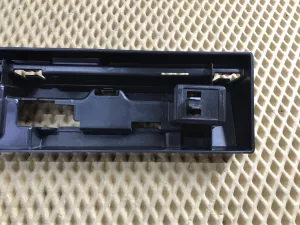 Кронштейн накладки на порог наружный BMW 2-Series 2-serie F45/F46 Tourer 2014-2022 (51777301939 51777301940 51777301941 51777301942 51777301943 51777301944) — фото 24