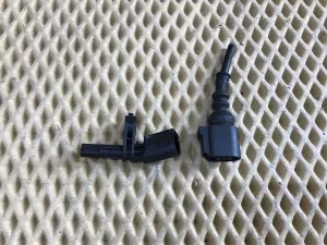 Датчик ABS передний левый VW Tiguan 2007-2011 VW Tiguan 2011-2016 (WHT003857) — фото 1