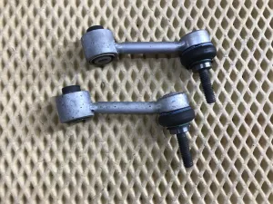 Стойка заднего стабилизатора VW Tiguan 2007-2011 VW Tiguan 2011-2016 (1K0505465K) — фото 1