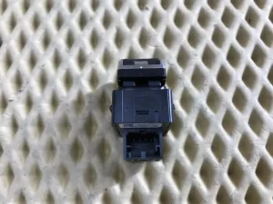 Кнопка стеклоподъемника Audi A3 [8V] 2013-2020 (8V0959855A) — фото 4
