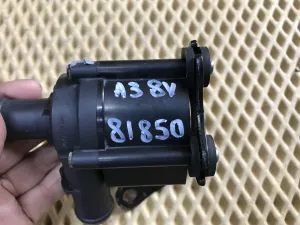 Насос (помпа) электрический Audi A3 [8V] 2013-2020 (5Q0965561B) — фото 6