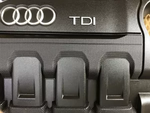 Накладка декоративная Audi A3 [8V] 2013-2020 (НА ДВИГАТЕЛЬ 04L103925L) — фото 6