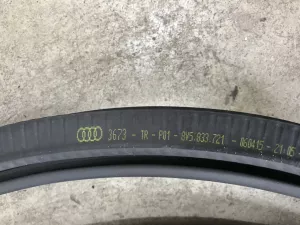 Уплотнитель двери Audi A3 [8V] 2013-2020 (8V5831721A 8V5833721A 8V5827705) — фото 4