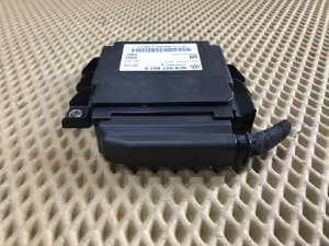 Блок управления парковочным тормозом VW Passat CC 2008-2017 (3C8907801E) — фото 2