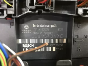Блок электронный VW Passat CC 2008-2017 (3C8937049E) — фото 8