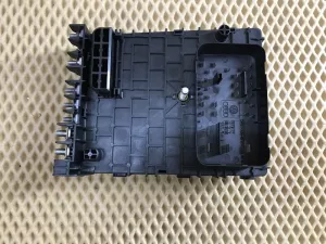 Блок предохранителей VW Passat CC 2008-2017 (3C0937125) — фото 6