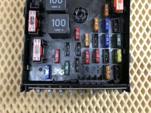 Блок предохранителей VW Passat CC 2008-2017 (3C0937125) — фото 4