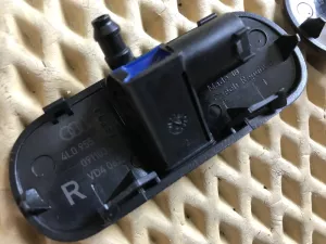 Форсунки омывателя лобового стекла VW Passat CC 2008-2017 (4L0955988C 4L0955987C) — фото 9