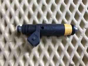 Форсунка инжекторная электрическая Renault Clio II/Symbol 1998-2008 Renault Kangoo 2003-2008 (8200128961 7700274263) — фото 1