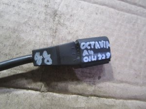 Датчик детонации Skoda Octavia 1997-2000,Octavia (A4 1U-) 2000-2011 (06A905377) — фото 2