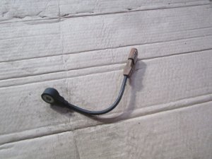 Датчик детонации Skoda Octavia 1997-2000,Octavia (A4 1U-) 2000-2011 (06A905377B) — фото 1