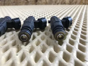 Форсунка инжекторная электрическая Hyundai Accent II (+Tagaz) 2000-2012 Hyundai Atos (MX) 1998-2008 Hyundai Atos Prime 1999-2007 Hyundai Coupe (GK) 2002-2009 Hyundai Coupe (RD) 1996-2002 Hyundai Elantra 2000-2010 Hyundai Getz 2002-2010 Hyundai Matrix 2001-2010 Kia Cerato 2004-2008 (КОМПЛЕКТ 3531022600) — фото 3