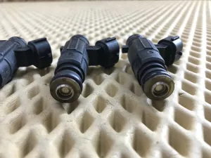 Форсунка инжекторная электрическая Hyundai Accent II (+Tagaz) 2000-2012 Hyundai Atos (MX) 1998-2008 Hyundai Atos Prime 1999-2007 Hyundai Coupe (GK) 2002-2009 Hyundai Coupe (RD) 1996-2002 Hyundai Elantra 2000-2010 Hyundai Getz 2002-2010 Hyundai Matrix 2001-2010 Kia Cerato 2004-2008 (КОМПЛЕКТ 3531022600) — фото 3