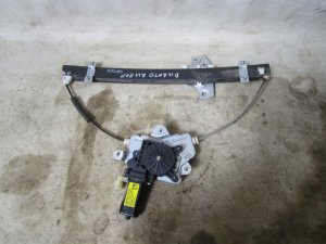 Стеклоподъемник электр. передний правый Kia Picanto 2004-2011 (С МОТОРЧИКОМ 8240207010) — фото 1