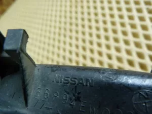 Накладка лобового стекла Nissan Almera (G15) 2013-2018 (66895EW000 66894EW000) — фото 18