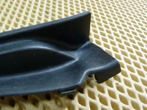 Накладка лобового стекла Nissan Almera (G15) 2013-2018 (66895EW000 66894EW000) — фото 10
