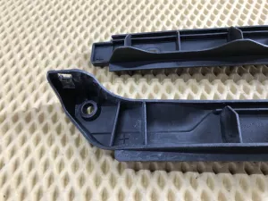 Направляющая заднего бампера Skoda Octavia (A5 1Z-) 2004-2013 (НА ПАНЕЛЬ 1Z5807864 1Z5807863) — фото 5