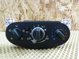 Блок управления отопителем Renault Logan 2005-2014 (ПОСЛЕ 2010 ГОДА С КОНДИЦИОНЕРОМ С ОБОГРЕВОМ ЗАДНЕГО СТЕКЛА 275101924R) — фото 1