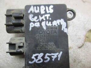Блок управления вентилятором Toyota Auris (E15) 2006-2012 — фото 5