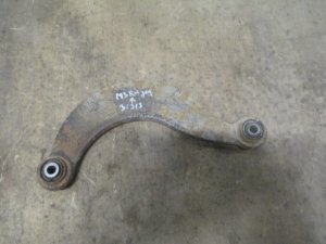 Рычаг задний верхний Mazda 3 (BK) 2002-2009,Focus II 2005-2008,C-MAX 2003-2010,Focus I 1998-2005,Mazda 5 (CR) 2005-2010,S40 2004-2012,V50 2004-2012,C30 2006-2013,Focus II 2008-2011,Mazda 3 (BL) 2009-2013 (СЕРПОВИДНЫЙ BBM228C10) — фото 1