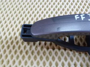 Ручка наружная двери передней левая Ford Focus III 2011> (В СБОРЕ НЕ ХРОМ КРАШЕНАЯ 1932916) — фото 2