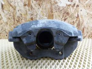 Суппорт тормозной передний левый Ford Focus II 2005-2008C-MAX 2003-2011 II 2008-2011,Mazda 5 (CR) 2005-2010,Mazda 3 (BK) 2002-2009,S40 2004>,V50 2004>,Kuga 2008-2012,Mazda 3 (BL) 2009-2013,Focus III 2011>,C-MAX 2011> (1682876) — фото 1