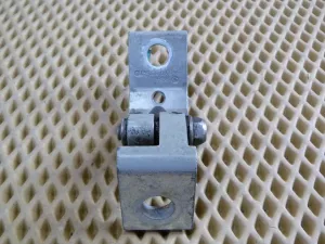 Петля двери передней левой нижняя Skoda Octavia (A5 1Z-) 2004-2013 (1Z0833411B) — фото 3