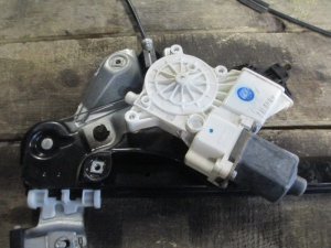 Стеклоподъемник электр. передний правый Cadillac SRX 2003-2009 (ПОСЛЕ 2007 ГОДА 15252618) — фото 3