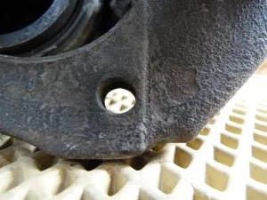 Суппорт тормозной передний правый Ford Focus II 2008-2011,Focus II 2005-2008,C-MAX 2003-2010,Mazda 5 (CR) 2005-2010,Mazda 3 (BK) 2002-2009,S40 2004-2012,V50 2004-2012,Kuga 2008-2012,Mazda 3 (BL) 2009-2013,Focus III 2011>,C-MAX 2010> (В СБОРЕ 1682875) — фото 3