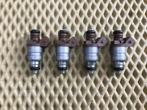 Форсунка инжекторная электрическая Chevrolet Lacetti 2003-2013 Daewoo Nexia 1995-2016 (КОМПЛЕКТ 96332261) — фото 1