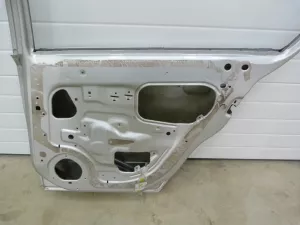 Дверь задняя правая Opel Astra H / Family 2004-2015 (ХЕТЧБЭК 13162877) — фото 20