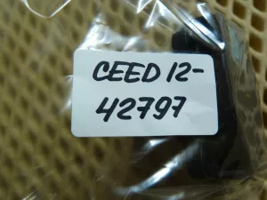 Моторчик заслонки отопителя Kia,Hyundai Cerato 2013>,Santa Fe (CM) 2006-2012,i20 2008-2014,Sorento (XM) 2009>,ix55 2007-2013,Elantra 2011-2016,Genesis 2009-2014,i30 2012-2017,Ceed 2012-2018,Santa Fe (DM) 2012>,Soul 2014>,Grand Santa Fe 2013> (971621UAA0) — фото 6