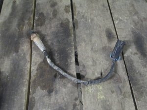 Датчик кислородный/Lambdasonde Cadillac CTS 2002-2008,SRX 2003-2009 (3.6L V6 ПЕРЕДНИЙ ПРАВЫЙ 0258006861 12634063) — фото 1