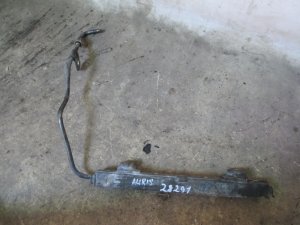 Топливная рампа Toyota Corolla E12 2001-2007,Avensis II 2003-2008,Avensis I 1997-2003,CorollaVerso 2001-2004,Corolla E11 1997-2001,Celica (ZT23#) 1999-2005,RAV 4 2000-2005,Auris (E15) 2006-2012,Corolla E15 2006-2013 (2380722030) — фото 1