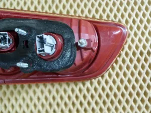 Фонарь задний внутренний правый Mitsubishi Lancer (CX,CY) 2007> (СЕДАН КРАСНЫЙ КОРПУС 8330A112) — фото 8