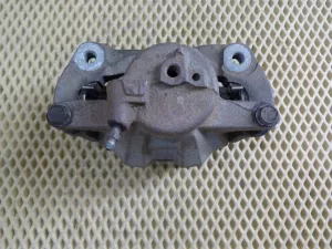 Суппорт передний правый Toyota Auris (E15) 2006-2012,Corolla E15 2006-2013 (4773012A10) — фото 8