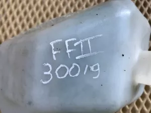 Бачок омывателя лобового стекла Ford Focus II 2005-2008,C-MAX 2003-2010,V50 2004-2012,Focus II 2008-2011 (3M5117618AE) — фото 7