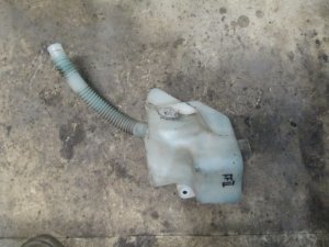 Бачок омывателя лобового стекла Ford Focus II 2005-2008,C-MAX 2003-2010,V50 2004-2012,Focus II 2008-2011 (3M5117618AE) — фото 2