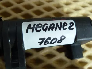 Катушка зажигания Renault Megane II 2002-2009,Duster 2012>,Megane 1996-1999,Logan 2005-2014,Scenic RX 2000>,Megane 1999-2002,Laguna 1999-2001,Scenic 2003-2009,Scenic 1999-2002,Laguna II 2001-2008,Master II 2000-2010 (7700875000) — фото 5