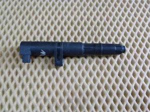 Катушка зажигания Renault Megane II 2002-2009,Duster 2012>,Megane 1996-1999,Logan 2005-2014,Scenic RX 2000>,Megane 1999-2002,Laguna 1999-2001,Scenic 2003-2009,Scenic 1999-2002,Laguna II 2001-2008,Master II 2000-2010 (7700875000) — фото 1