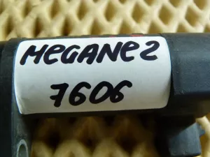 Катушка зажигания Renault Megane II 2002-2009,Duster 2012>,Megane 1996-1999,Logan 2005-2014,Scenic RX 2000>,Megane 1999-2002,Laguna 1999-2001,Scenic 2003-2009,Scenic 1999-2002,Laguna II 2001-2008,Master II 2000-2010 (7700875000) — фото 5