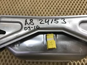 Подушка безопасности пассажирская (в торпедо) Audi A8 [4E] 2003-2010 (4E0880203C) — фото 9